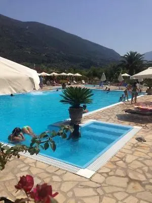 Campeggio Camping Karavomilos