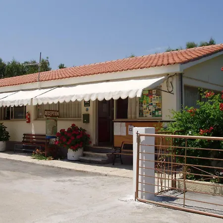 Campeggio Camping Karavomilos Sami (Kefalonia)